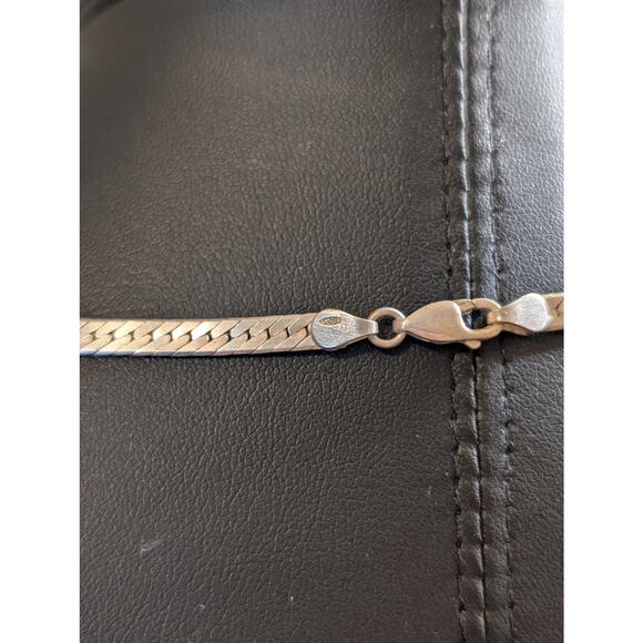 VTG 925 Italy Sterling Silver 4mm Herringbone 20" Chain W/ Lobster Claw Clasp - Picture 4 of 7